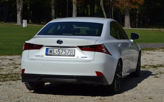 Lexus IS cena 66900 przebieg: 196000, rok produkcji 2013 z Warszawa małe 232